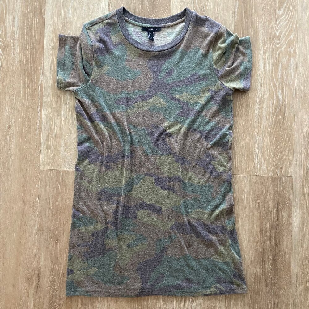 Forever 21 Camo Print Short Sleeve T-Shirt Dress, Size Medium, SUPER SOFT! NWOT!